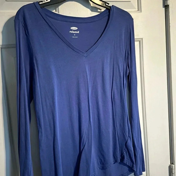 Old Navy Vneck Relaxed Long Sleeve Size Medium - Picture 3 of 3